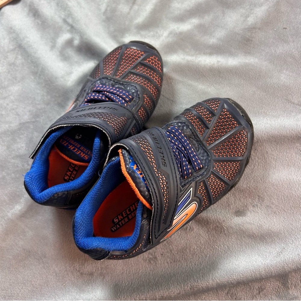 Skechers Water Repellent sneakers for toddler boys size 8 - Picture 7 of 7